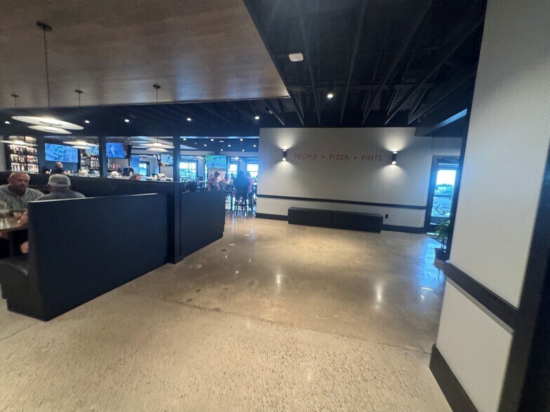 More Photos Of 241 Eastern Byp, Richmond Restaurant For Sale