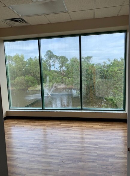 More Photos Of 9240 Bonita Beach Rd, Bonita Springs Medical For Lease