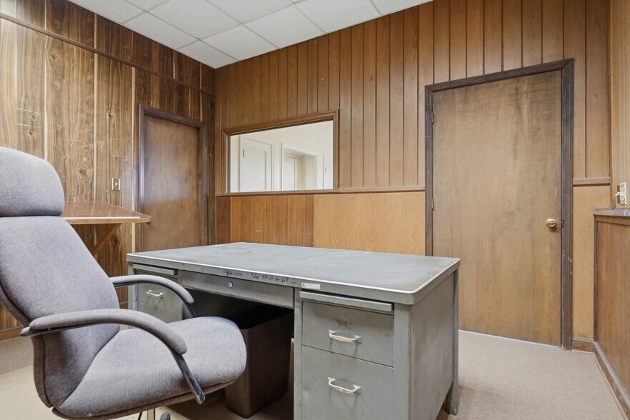 More Photos Of 401 Hodges Ave, Albany Industrial For Sale