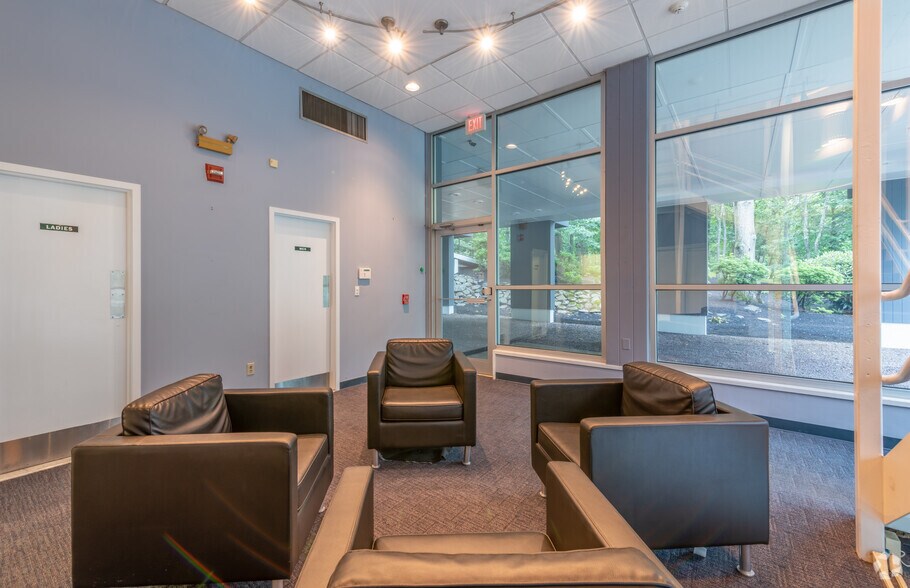 More Photos Of 100 Summit St, Peabody Office For Sale