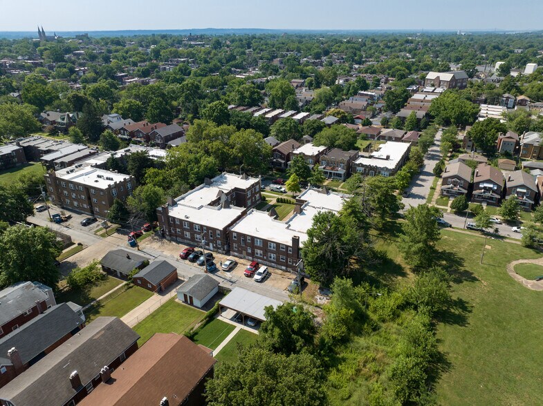 More Photos Of , Saint Louis Multifamily For Sale