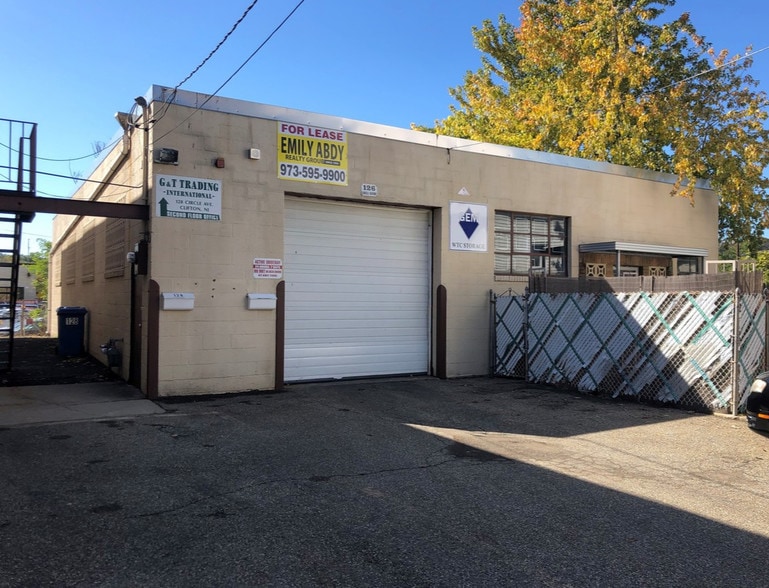 Primary Photo Of 126 Circle Ave, Clifton Industrial For Lease
