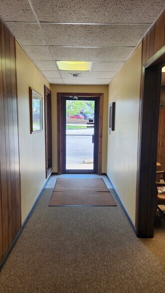 More Photos Of 5530 S 79th Pl, Tulsa Loft Creative Space For Lease