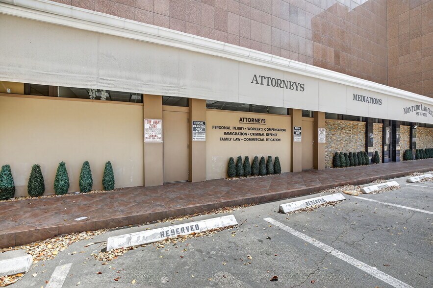 More Photos Of 100 SE 6th St, Fort Lauderdale Office For Lease