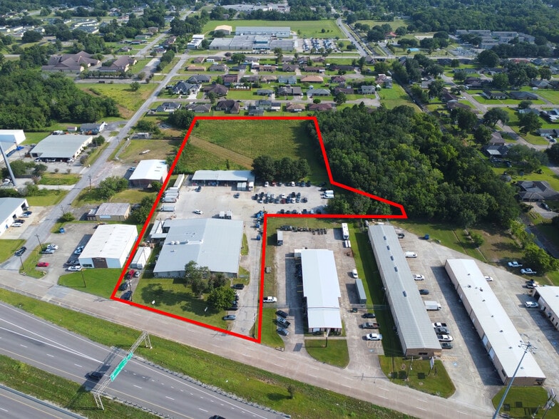 Primary Photo Of 2530 W Cardinal Dr, Beaumont Flex For Sale