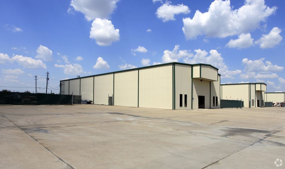 Primary Photo Of 211 Randon Dyer Rd, Rosenberg Warehouse For Lease