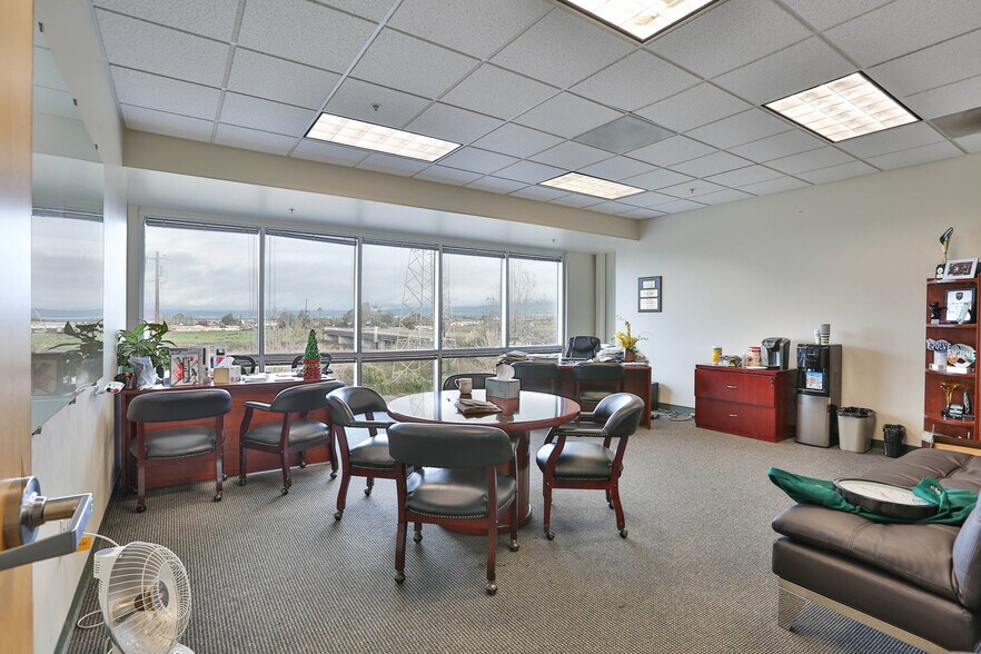 More Photos Of 2077 Gold St, San Jose Office For Sale