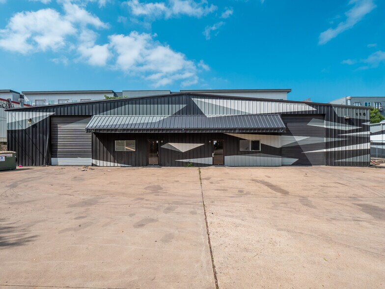 More Photos Of 115 St Elmo Rd, Austin Unknown For Lease