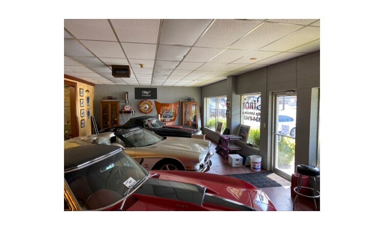More Photos Of 925 S Yale Ave, Tulsa Auto Dealership For Sale