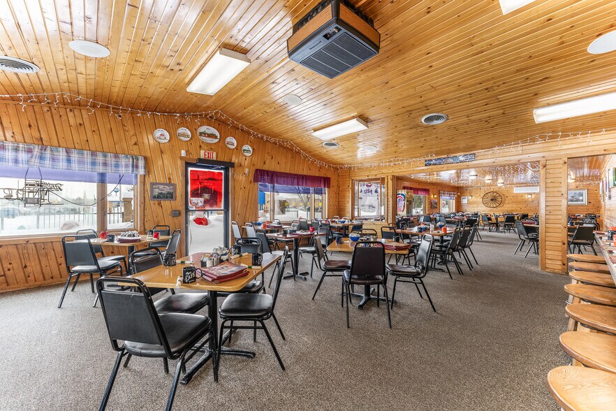 More Photos Of 904 N Railroad St, Eagle River Restaurant For Sale