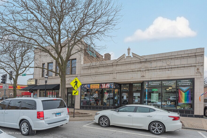 More Photos Of 1956 Ridge Rd, Homewood Storefront Retail Residential For Lease