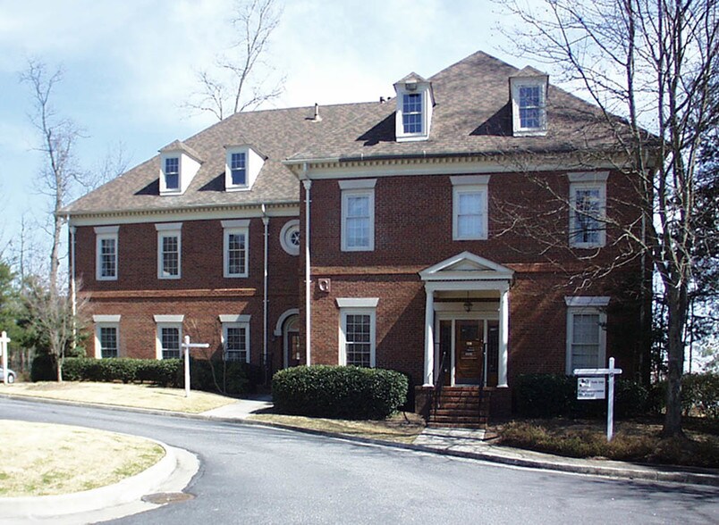 Primary Photo Of 6111 Peachtree Dunwoody Rd NE, Atlanta Office Residential For Lease