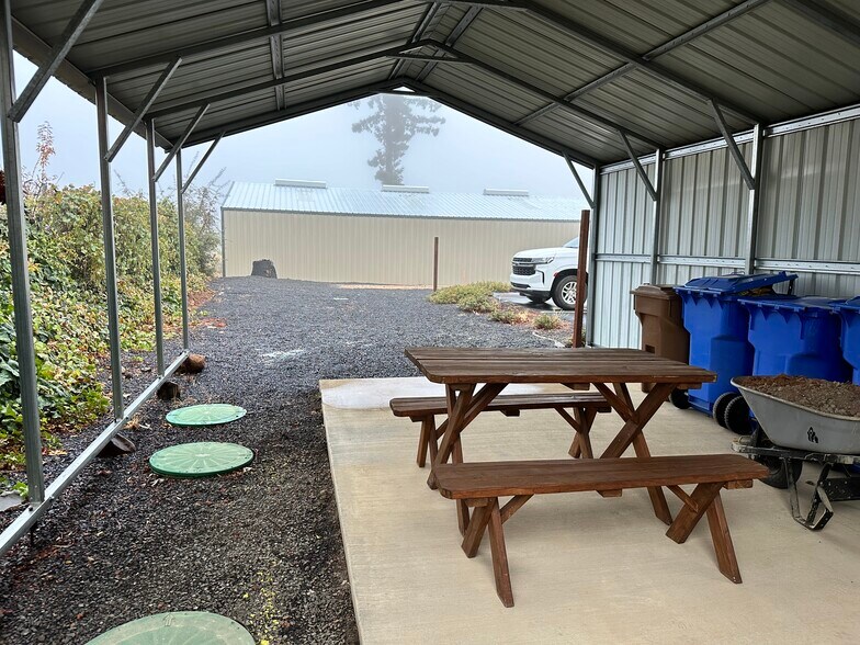 More Photos Of 1115 Ewald Ct, Paradise Manufacturing For Lease