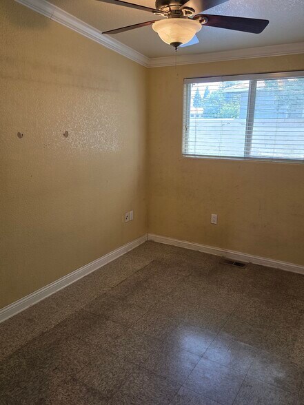 More Photos Of 466 Del Norte Ave, Yuba City Medical For Sale