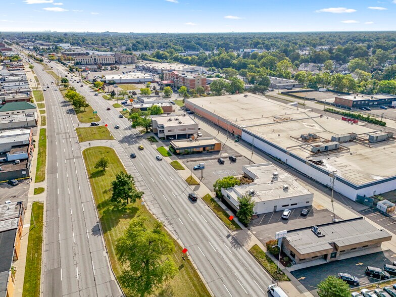 More Photos Of 24825 Michigan Ave, Dearborn Office For Lease