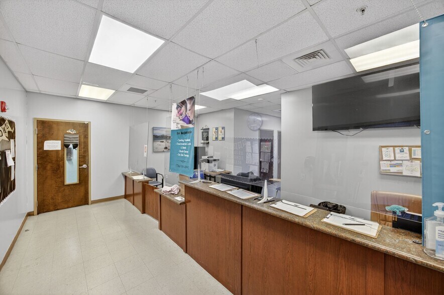 More Photos Of 713 W Palm Dr, Florida City Schools For Sale