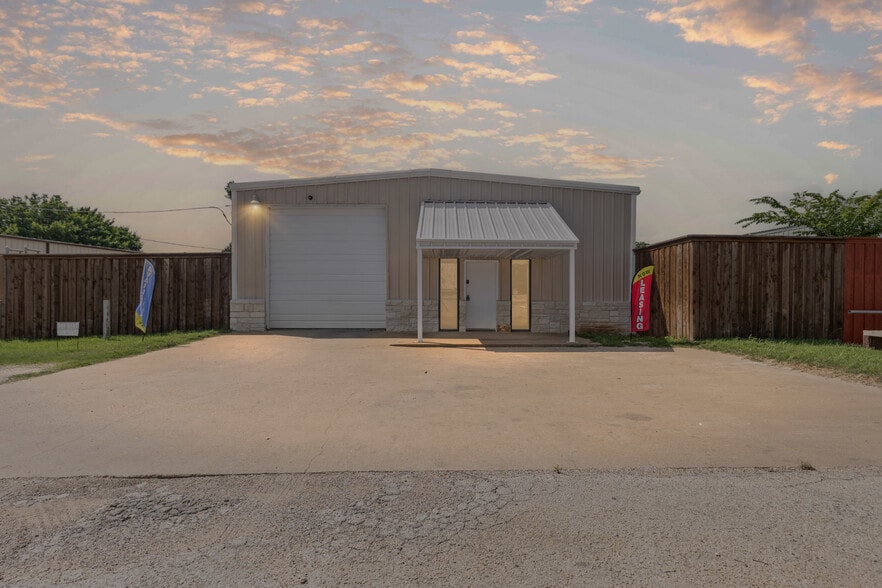 Primary Photo Of 4715 Turner Warnell Rd, Arlington Warehouse For Sale
