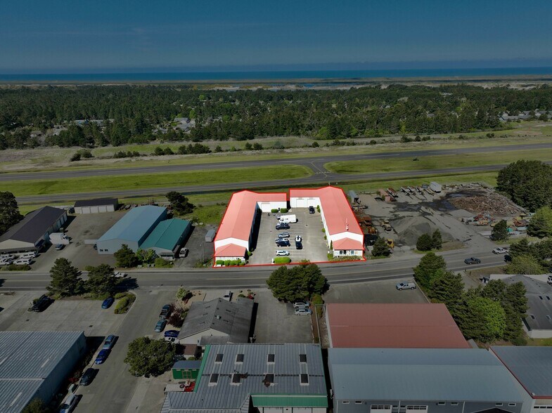 More Photos Of 1725 Kingwood St, Florence Warehouse For Lease