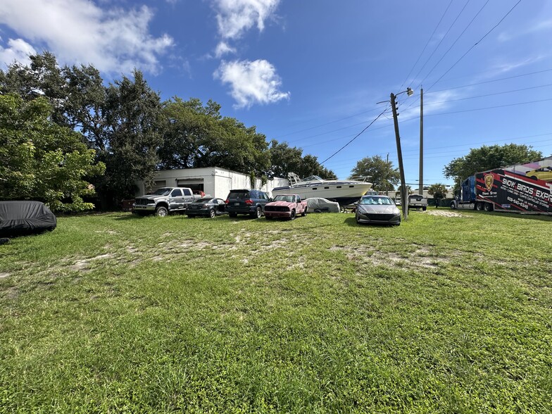 Primary Photo Of 112-115 NW 4 Ave, Dania Beach Warehouse For Lease