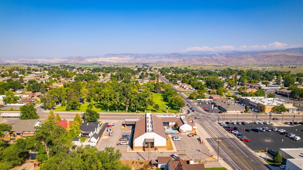 More Photos Of 333 N Main St, Richfield Hotel For Sale