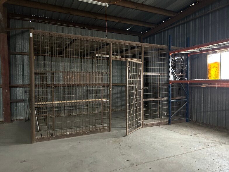 More Photos Of 5568 Ayers St, Corpus Christi Industrial For Sale