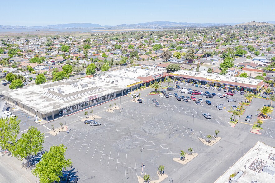 More Photos Of 1 Rancho Sq, Vallejo Storefront For Lease