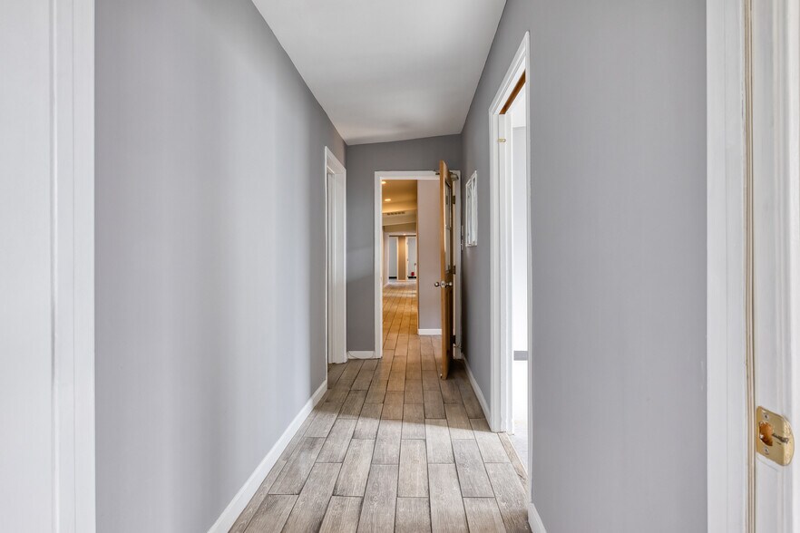 More Photos Of 2502 W 3rd St, Los Angeles Medical For Sale