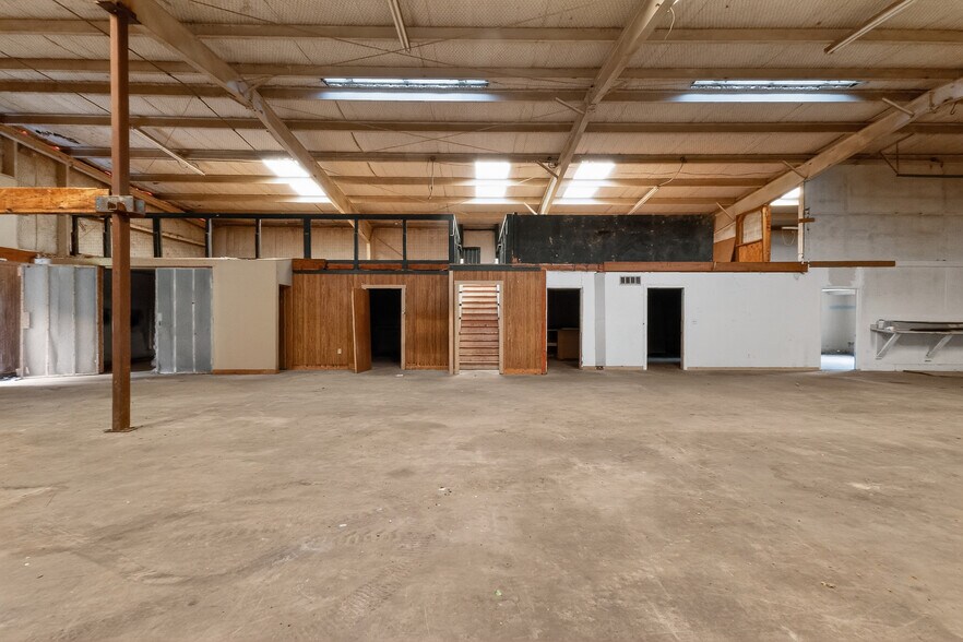 More Photos Of 150 Private Road 3367, Gladewater Industrial For Sale