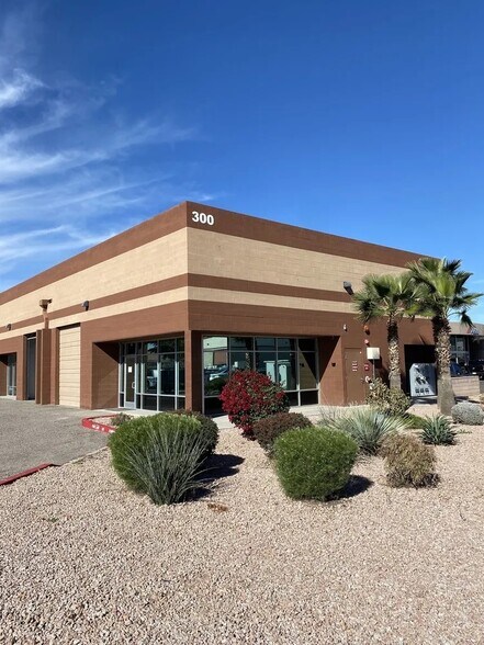 Primary Photo Of 300 N Pasadena St, Gilbert Warehouse For Lease