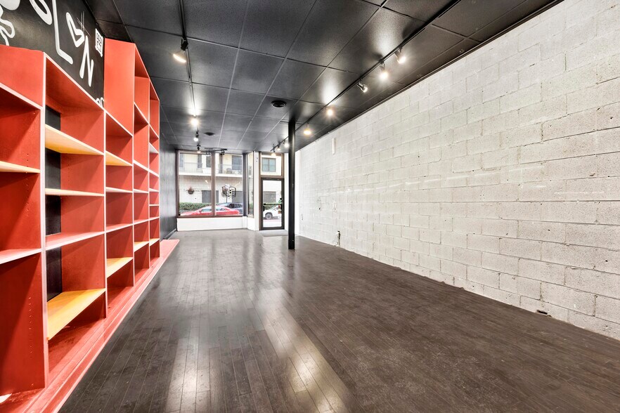 More Photos Of 515 N Halsted St, Chicago Storefront Retail Residential For Lease