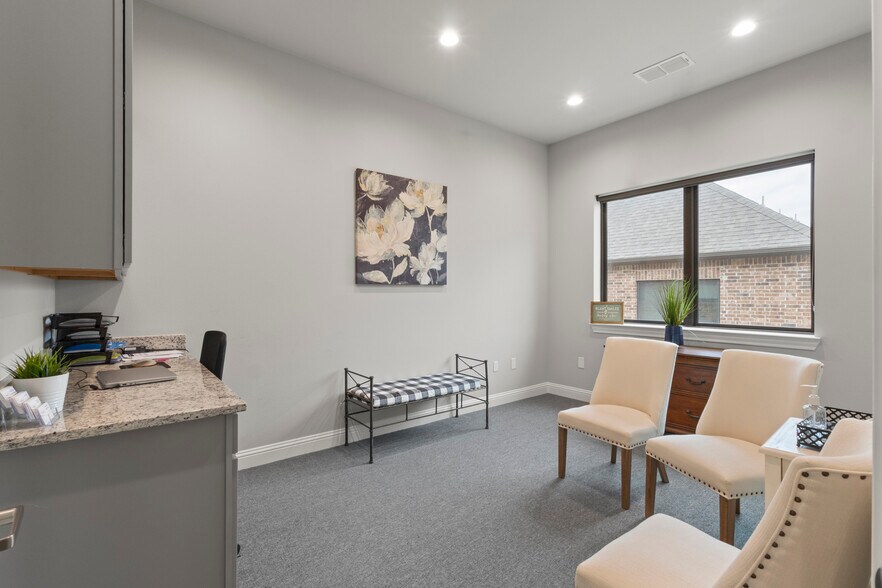 More Photos Of 4425 Plano Parkway Unit#703, Carrollton Medical For Lease