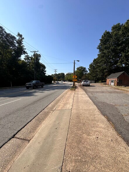 More Photos Of 798 Stone Ave, Greenville General Retail For Sale