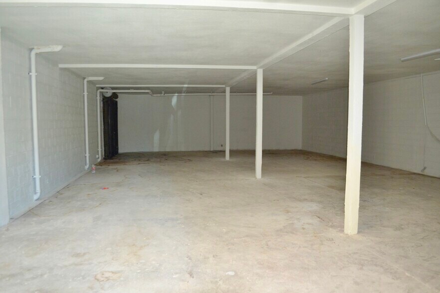 More Photos Of 9233 Charles Smith Ave, Rancho Cucamonga Flex For Sale