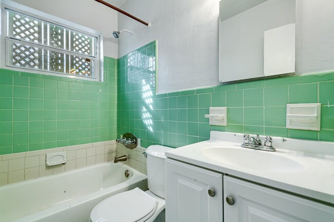 More Photos Of 426 NW 14th Ave, Fort Lauderdale Apartments For Sale