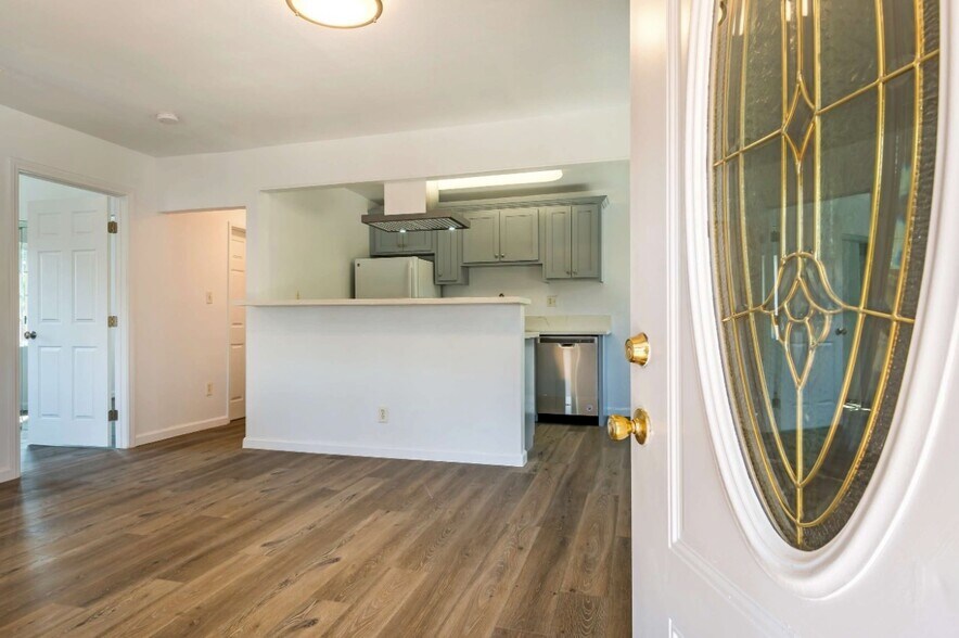 More Photos Of 3317 E 8th St, Los Angeles Apartments For Sale