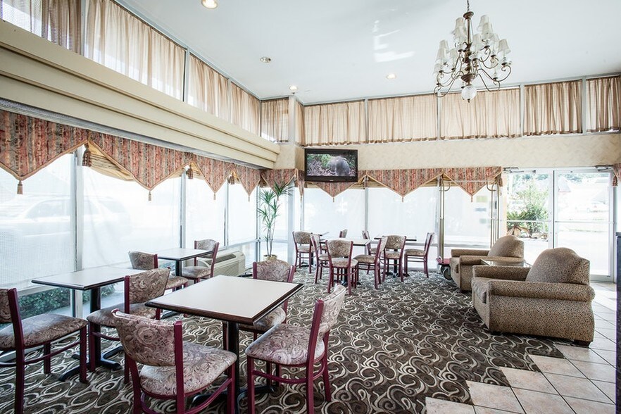 More Photos Of 337 Devereaux Dr, Natchez Hotel For Sale