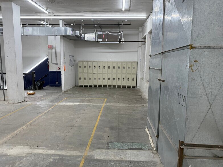 More Photos Of 361 Central Ave, Jersey City Storefront For Sale