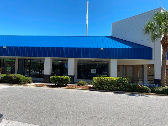 More Photos Of 1079 62nd Ave S, Saint Petersburg Unknown For Lease