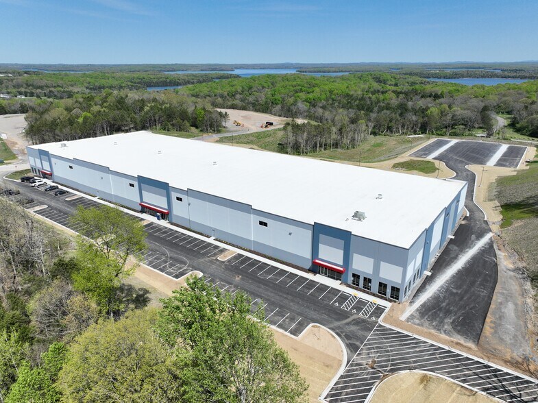 Primary Photo Of 900 Airpark Commerce Dr, Nashville Unknown For Lease