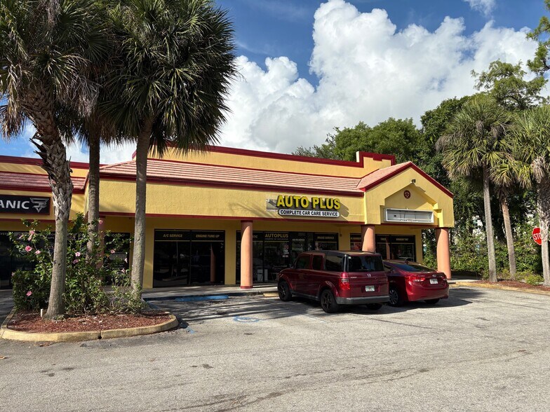 More Photos Of 6480-6520 W Commercial Blvd, Lauderhill Unknown For Lease