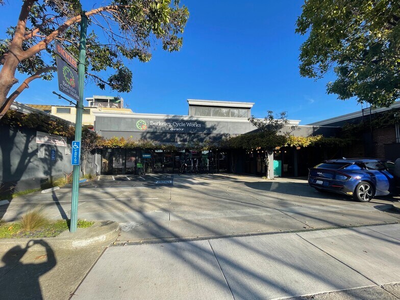 More Photos Of 1619-1623 San Pablo Ave, Berkeley Freestanding For Lease