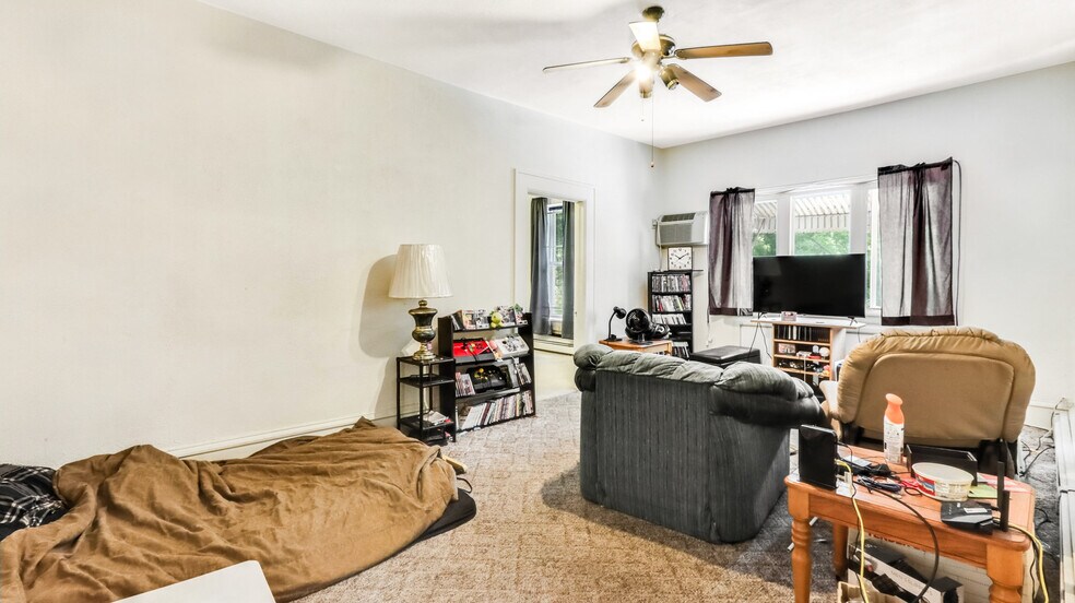 More Photos Of 106 S Harding St, Owen Apartments For Sale