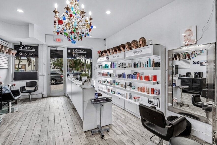 More Photos Of 500-506 Lake Ave, Lake Worth Freestanding For Lease