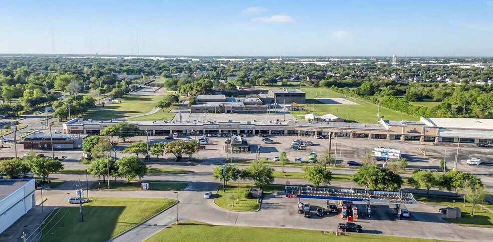 More Photos Of 8705 W Bellfort Ave, Houston Storefront For Lease