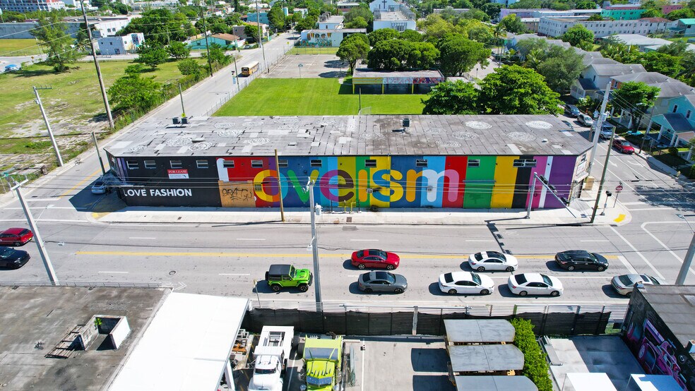 More Photos Of 164 NW 20th St, Miami General Retail For Sale