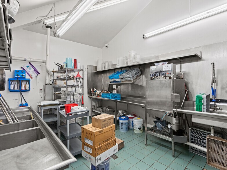 More Photos Of 4352 Soco Rd, Maggie Valley Restaurant For Sale