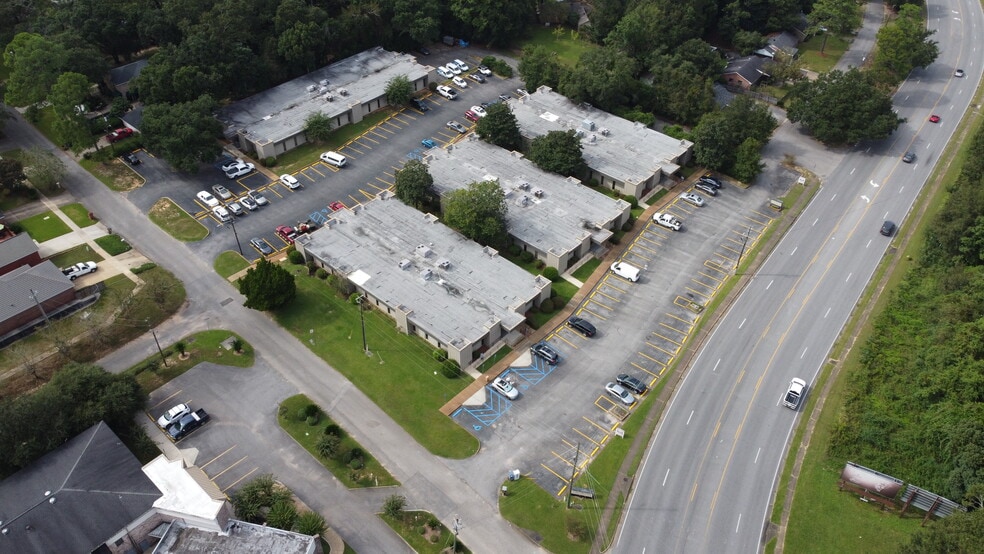 More Photos Of 574 Azalea Rd, Mobile Unknown For Lease