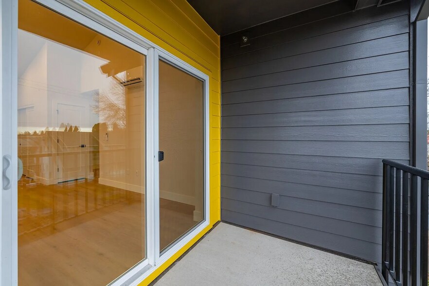 More Photos Of 4060 N Montana Ave, Portland Apartments For Sale