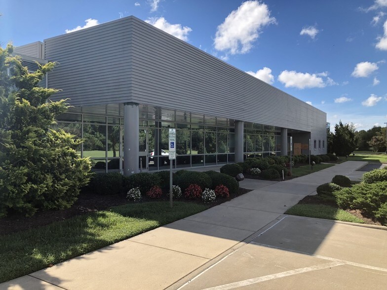 More Photos Of 112 Corporate Dr, Elizabeth City Office For Sale