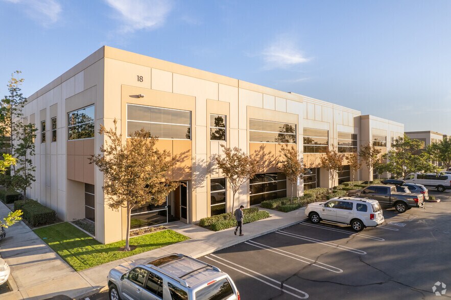 More Photos Of 8 Goodyear, Irvine Unknown For Lease